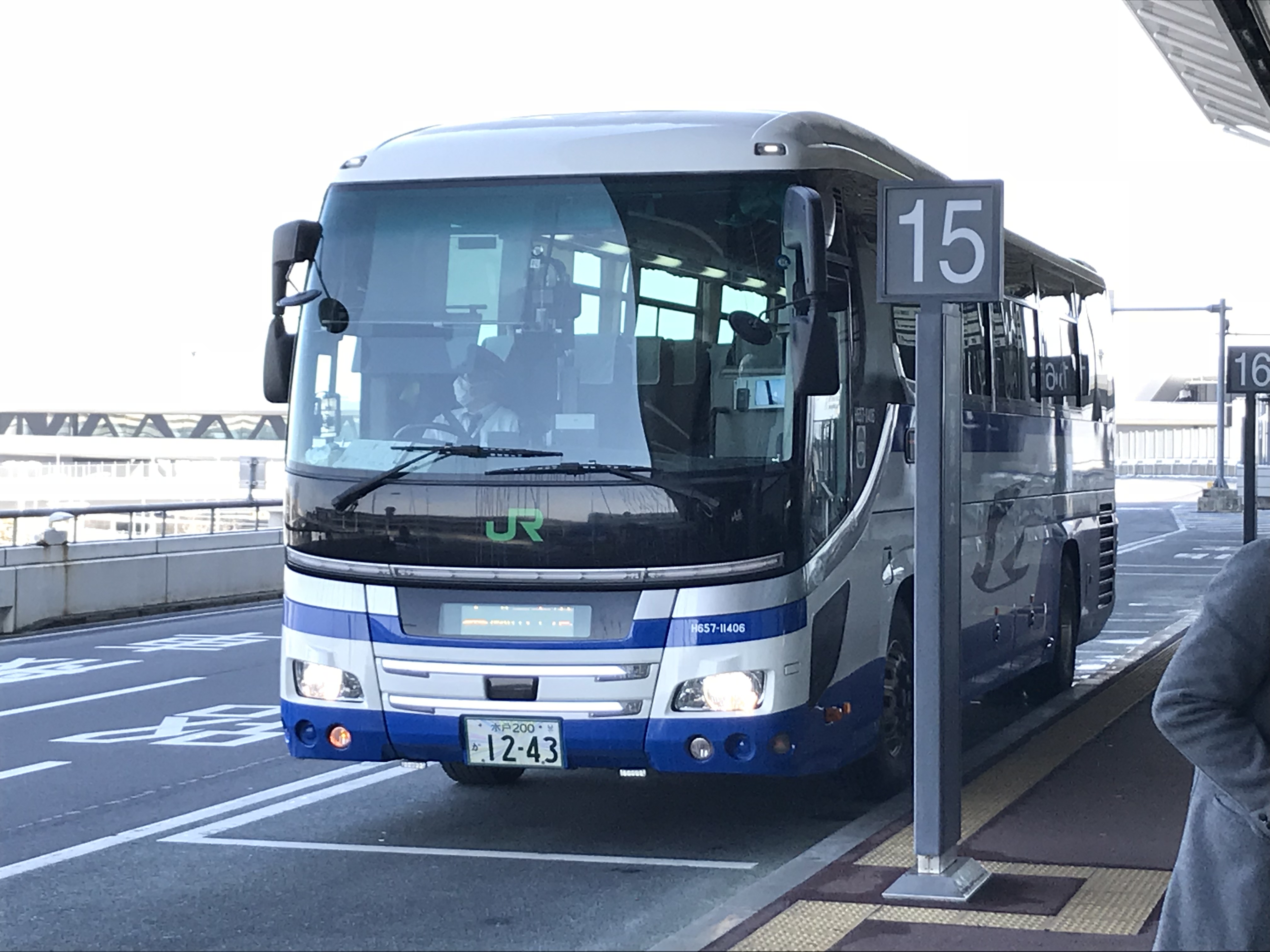 成田空港のアクセス徹底比較！【バスは想像以上の快適性？！THE アクセス成田】